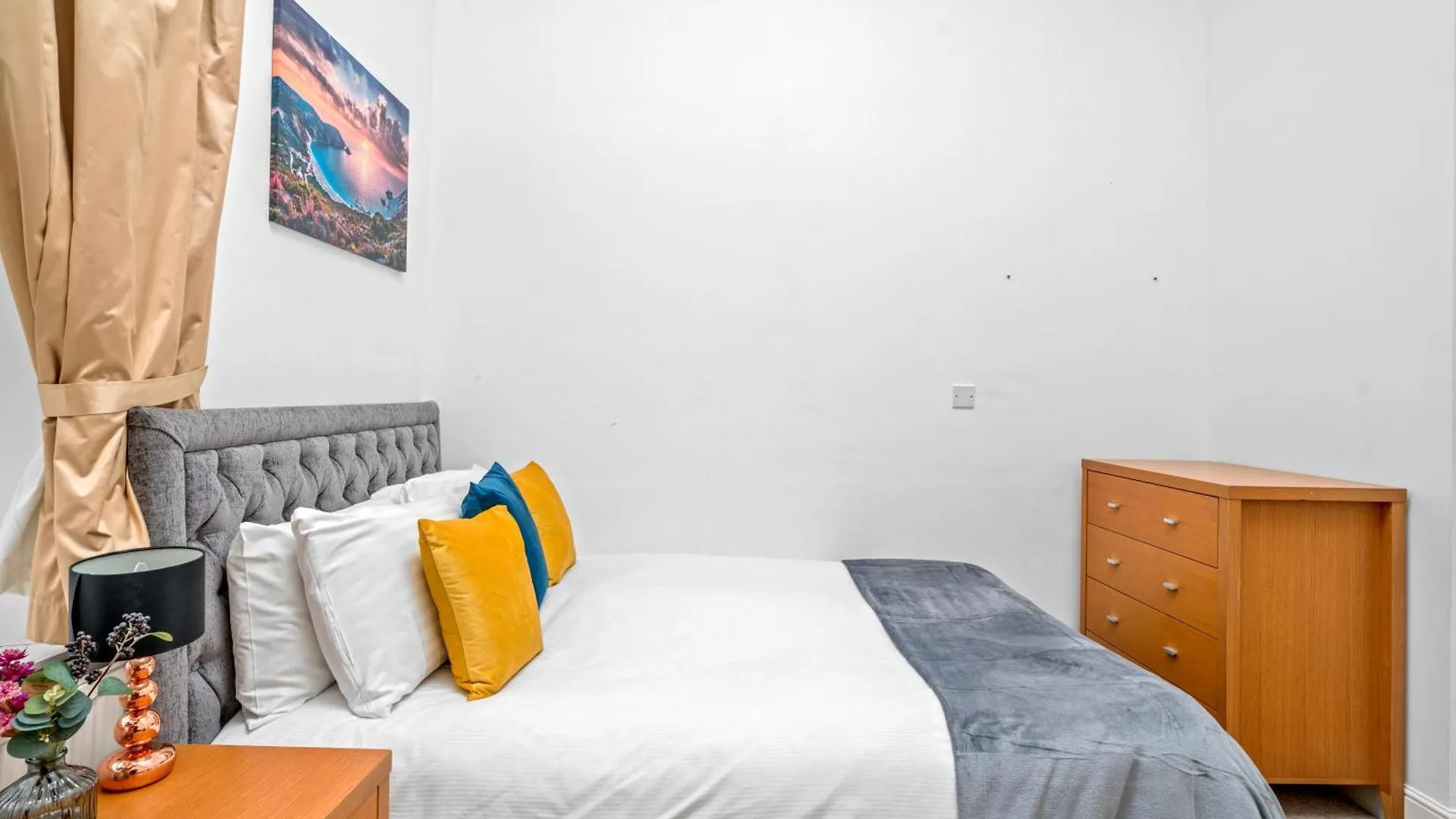 Spacious London Canary Wharf Apartments Near London 02 Arena, Excel Exhibition Centre, With Free Parking & Wifi United Kingdom