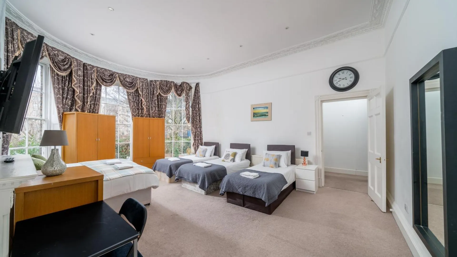 Spacious London Canary Wharf Apartments Near London 02 Arena, Excel Exhibition Centre, With Free Parking & Wifi 0*,